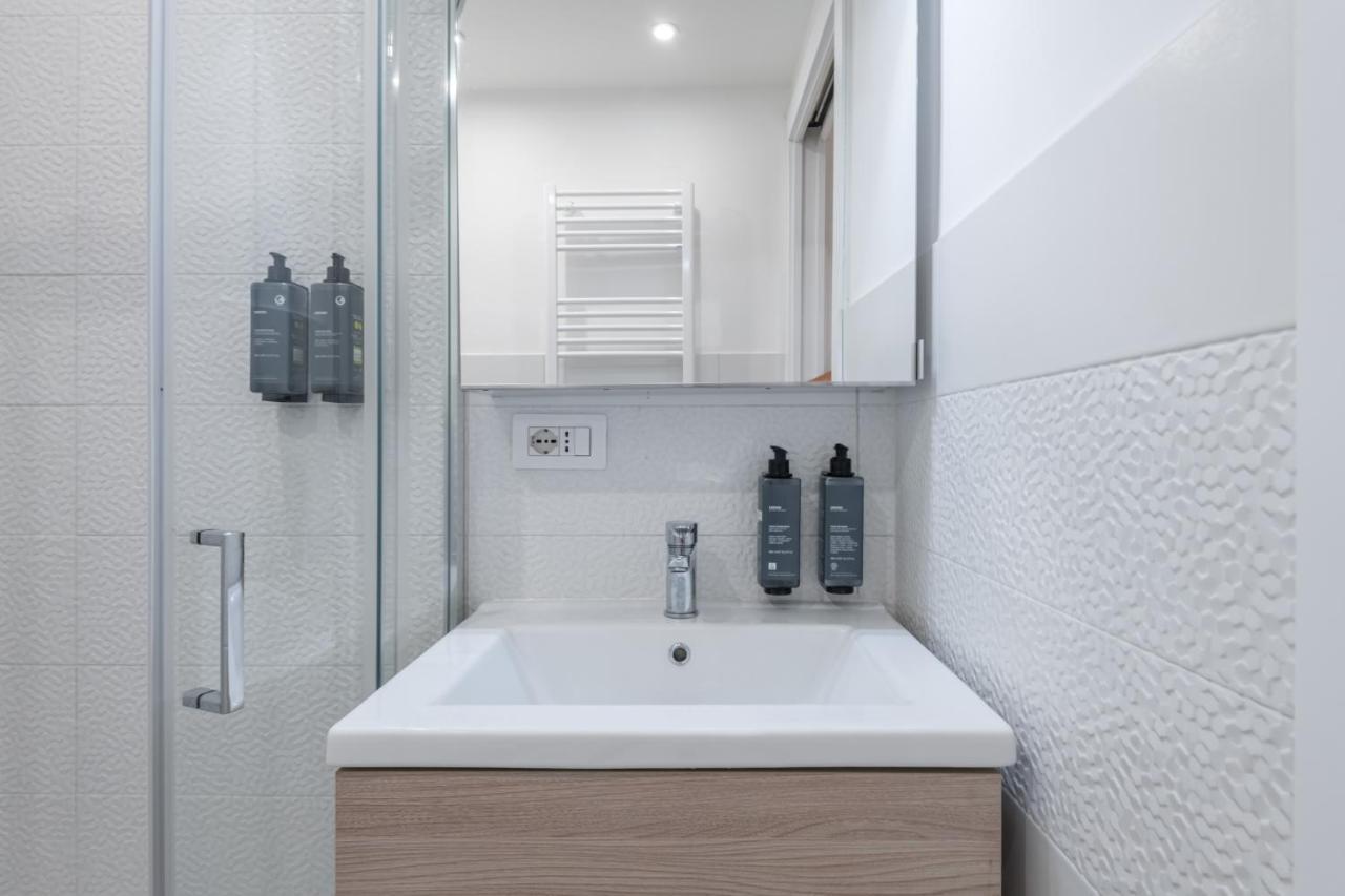Isola - Studio Flat Milano Exterior foto